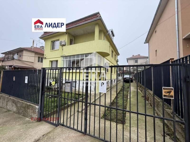 Продава КЪЩА, гр. Русе, Дружба 2, снимка 10 - Къщи - 54273403