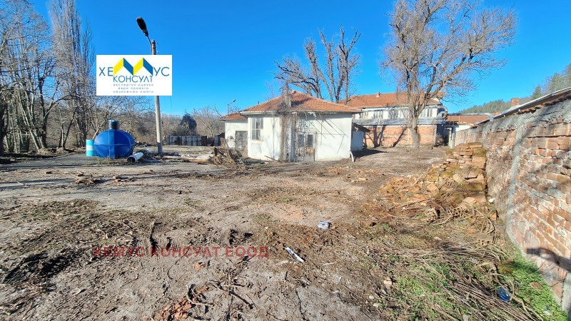 Продава ПРОМ. ПОМЕЩЕНИЕ, с. Велчево, област Ловеч