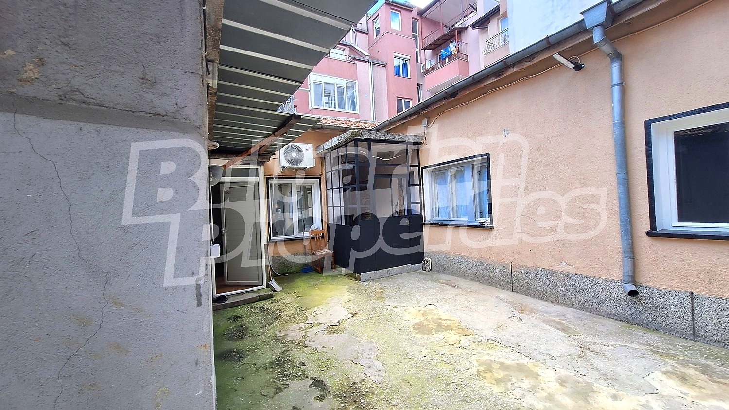 Продава КЪЩА, гр. Варна, Колхозен пазар, снимка 2 - Къщи - 55061548