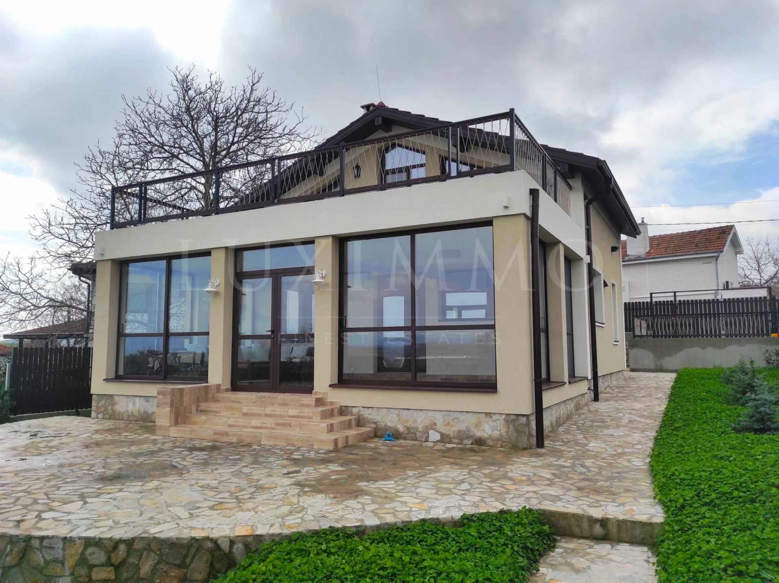 Продава КЪЩА, с. Александрово, област Бургас, снимка 2 - Къщи - 55330522