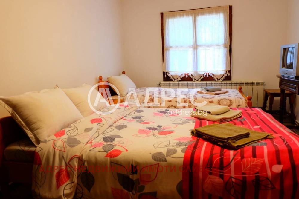 Продава КЪЩА, с. Жеравна, област Сливен, снимка 8 - Къщи - 56414047