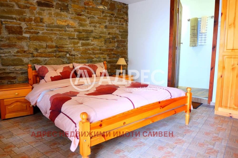 Продава КЪЩА, с. Жеравна, област Сливен, снимка 9 - Къщи - 56414047