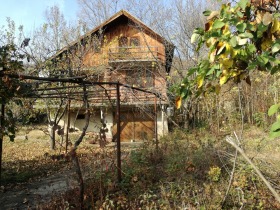 House Suhindol, region Veliko Tarnovo 2