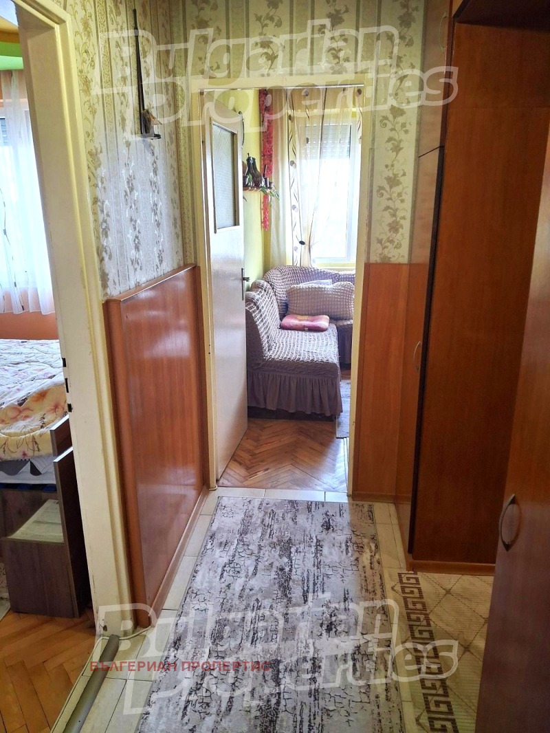 Продава 2-СТАЕН, гр. Раднево, област Стара Загора, снимка 9 - Апартаменти - 53520876