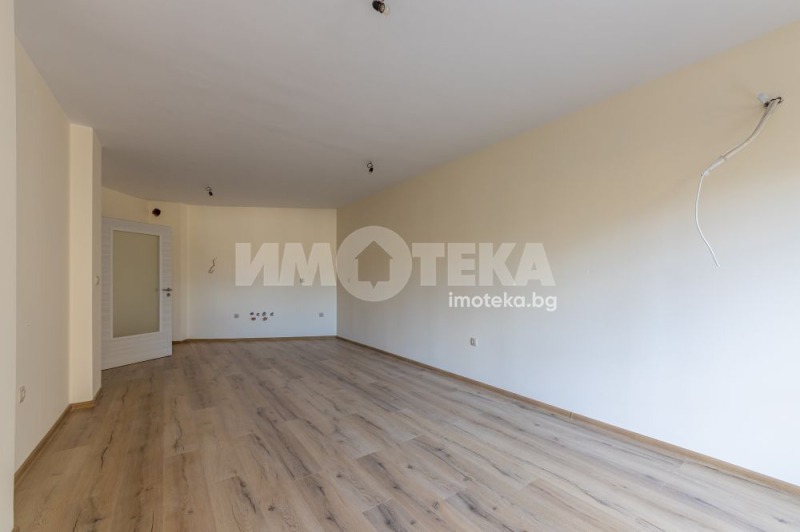 Продава 3-СТАЕН, гр. Варна, Аспарухово, снимка 11 - Апартаменти - 52411002