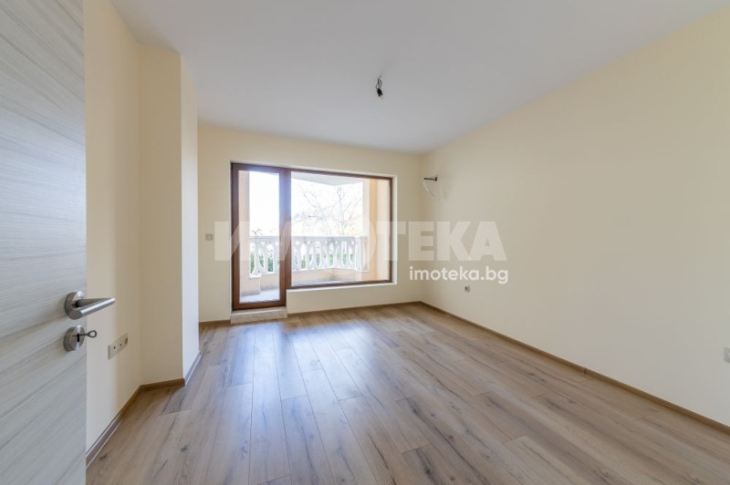 Продава 3-СТАЕН, гр. Варна, Аспарухово, снимка 16 - Апартаменти - 52411002