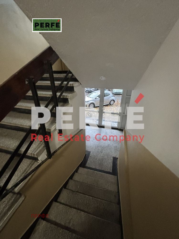 Продава МНОГОСТАЕН, гр. Бургас, Славейков, снимка 14 - Апартаменти - 52846206