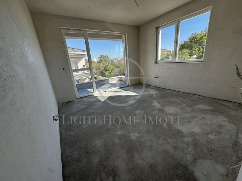 In vendita  Casa Plovdiv , Komatevo , 222 mq | 33973953 - Immagine [4]