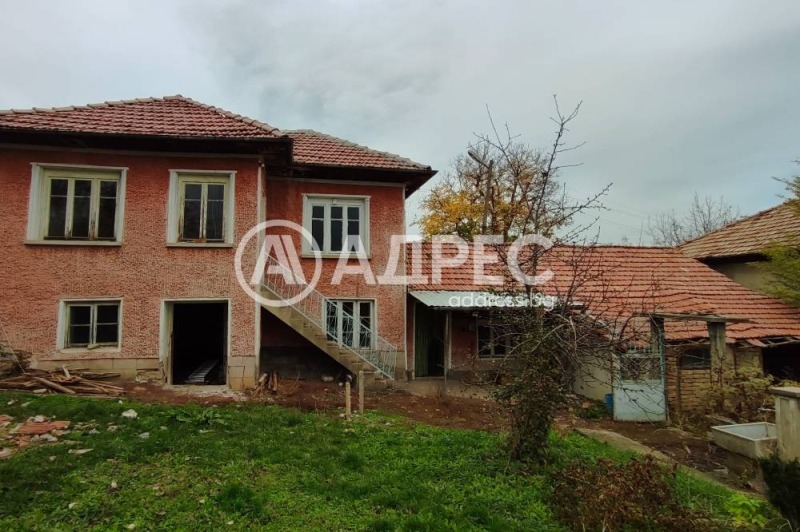 Продава КЪЩА, с. Агатово, област Габрово