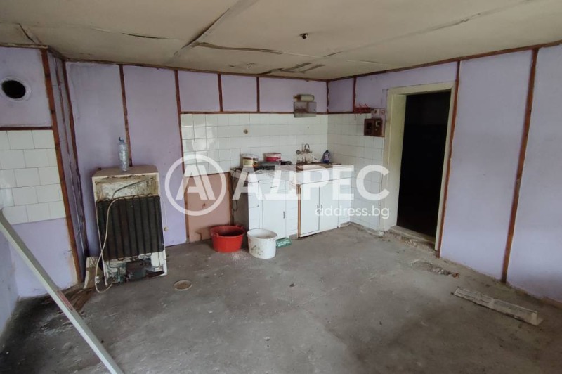 Продава КЪЩА, с. Агатово, област Габрово, снимка 5 - Къщи - 52599367
