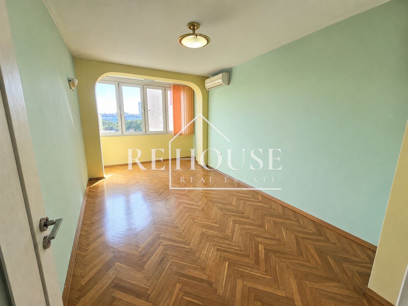 Продава 3-СТАЕН, гр. Варна, Център