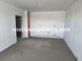 1 dormitorio Jristo Smirnenski, Plovdiv 2