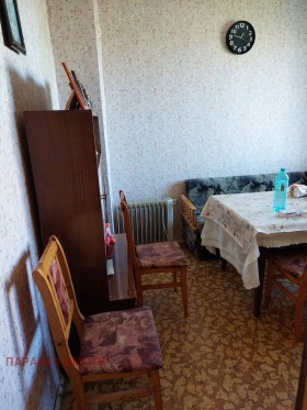 3-стаен град Пловдив, Кючук Париж 10