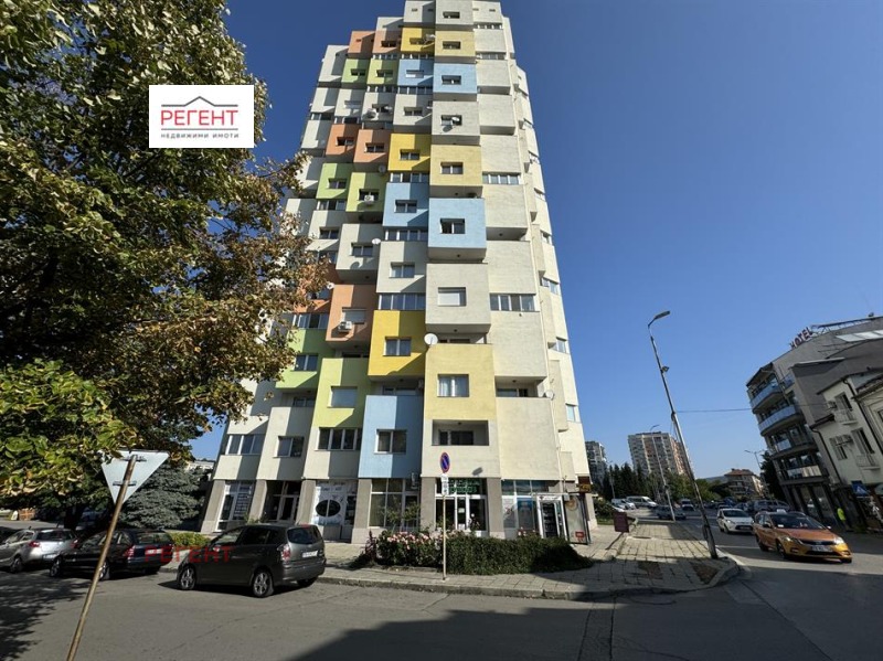 Продава  2-стаен град Габрово , Център , 58 кв.м | 32903931