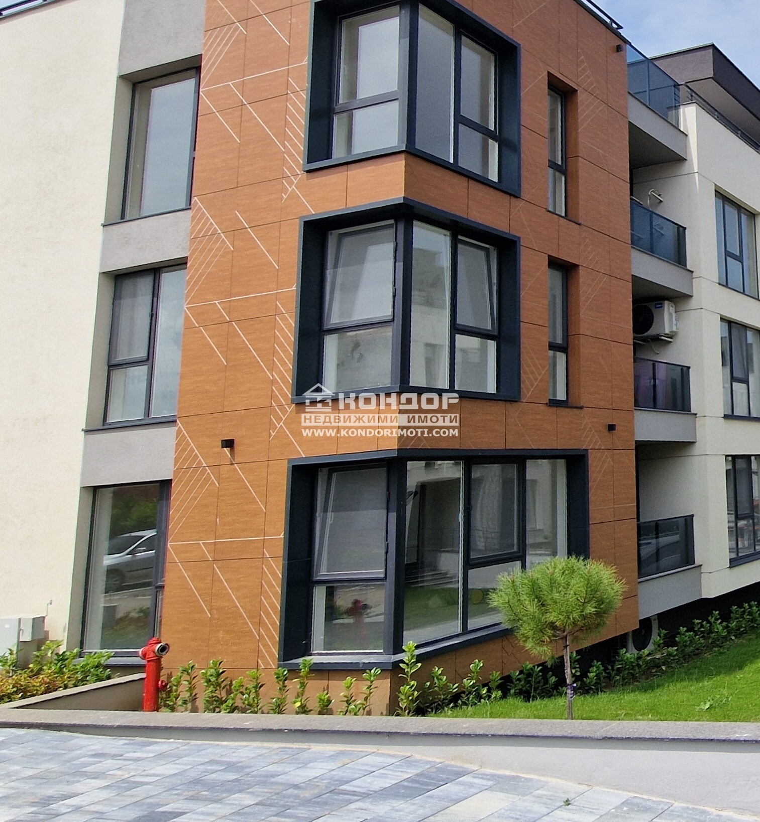 Продава 2-СТАЕН, гр. Пловдив, Кършияка, снимка 2 - Апартаменти - 49955871