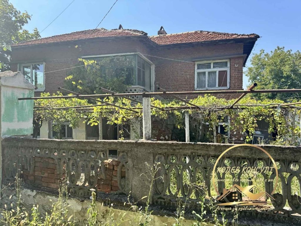 Продава КЪЩА, с. Долно Белево, област Хасково
