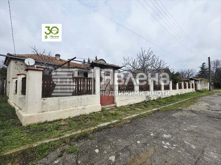 Продава КЪЩА, с. Осеново, област Варна, снимка 2 - Къщи - 54152820