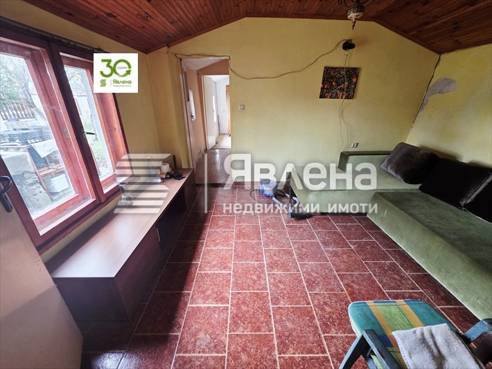 Продава КЪЩА, с. Осеново, област Варна, снимка 14 - Къщи - 54152820