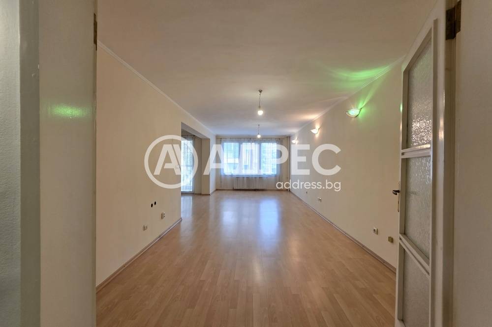 Продава 3-СТАЕН, гр. София, Лагера, снимка 2 - Апартаменти - 54252235