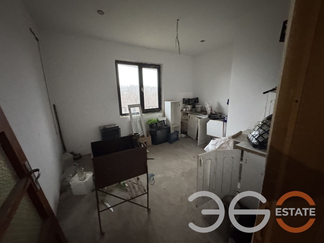 Продава КЪЩА, с. Николаевка, област Варна, снимка 13 - Къщи - 56199401