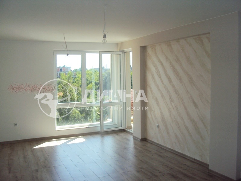 En venta  1 dormitorio Plovdiv , Jristo Smirnenski , 72 metros cuadrados | 60091886 - imagen [2]