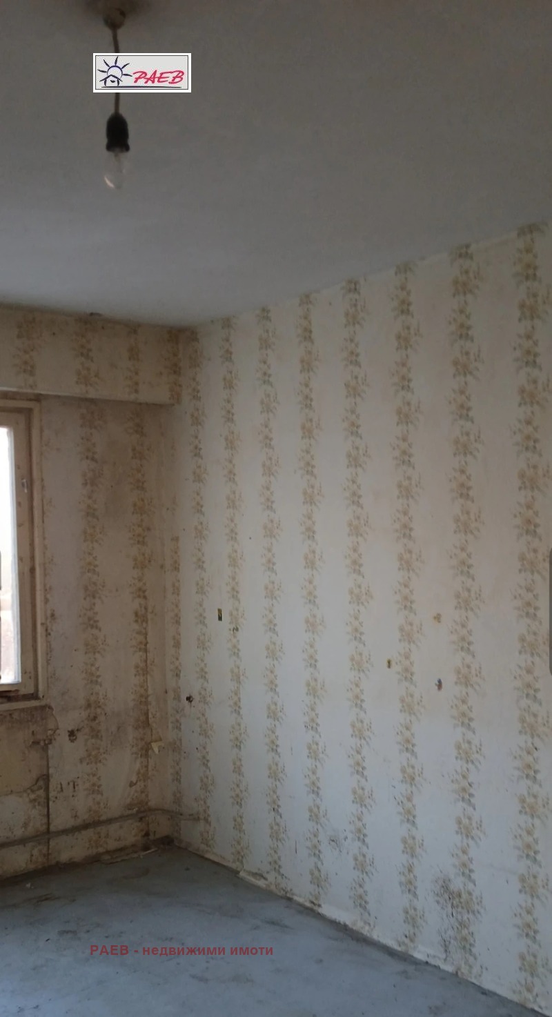 Продава 3-СТАЕН, гр. Русе, Здравец Изток, снимка 3 - Апартаменти - 52505697