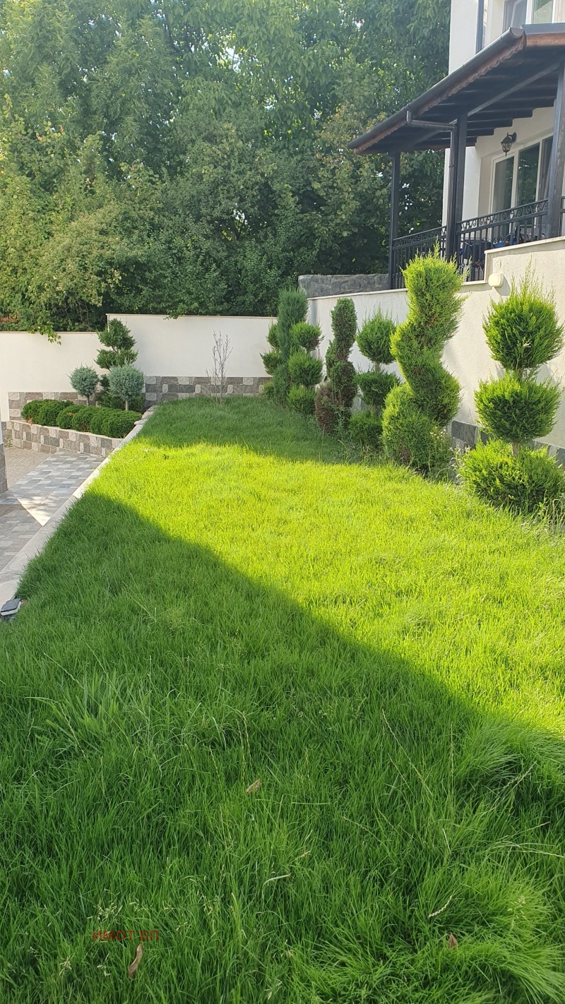 Na sprzedaż  Dom region Sofia , Bożuriszcze , 390 mkw | 63949282