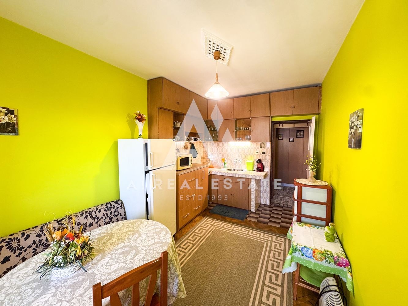 Продава 2-СТАЕН, гр. Плевен, Широк център, снимка 2 - Апартаменти - 53974276