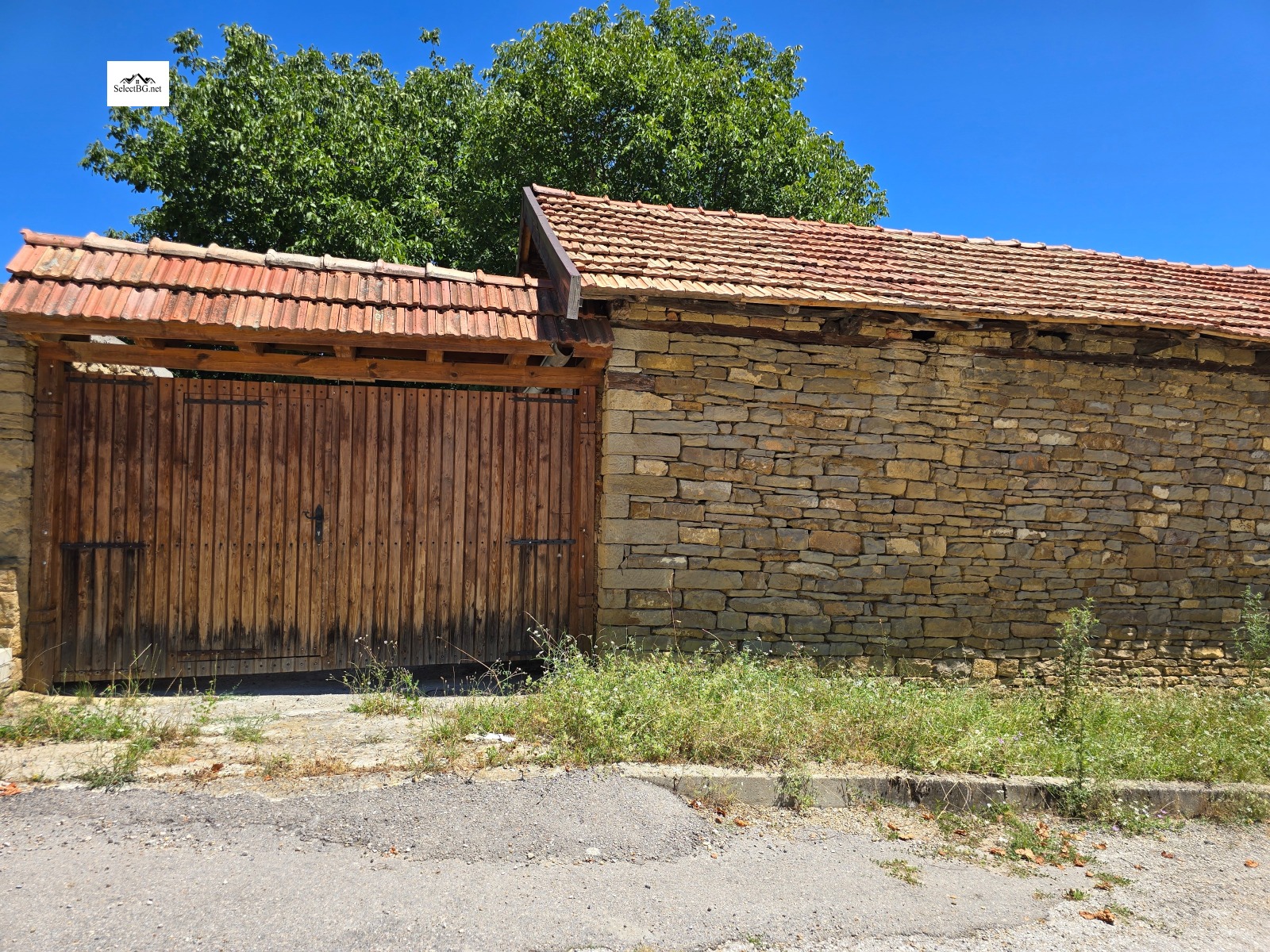 Продава КЪЩА, с. Гостилица, област Габрово, снимка 3 - Къщи - 47379719