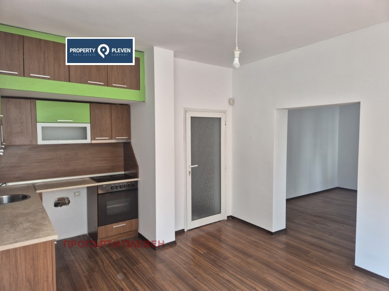 Продава МНОГОСТАЕН в град Плевен, Идеален център - 105 кв.м / 159 000 € » 310 976.97 лв., ПРОПЪРТИ ПЛЕВЕН