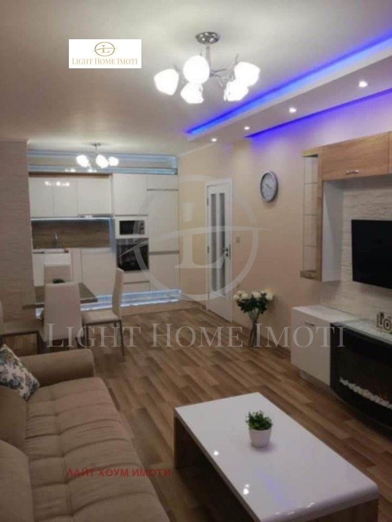 In vendita  1 camera da letto Plovdiv , Trakiia , 75 mq | 68898077