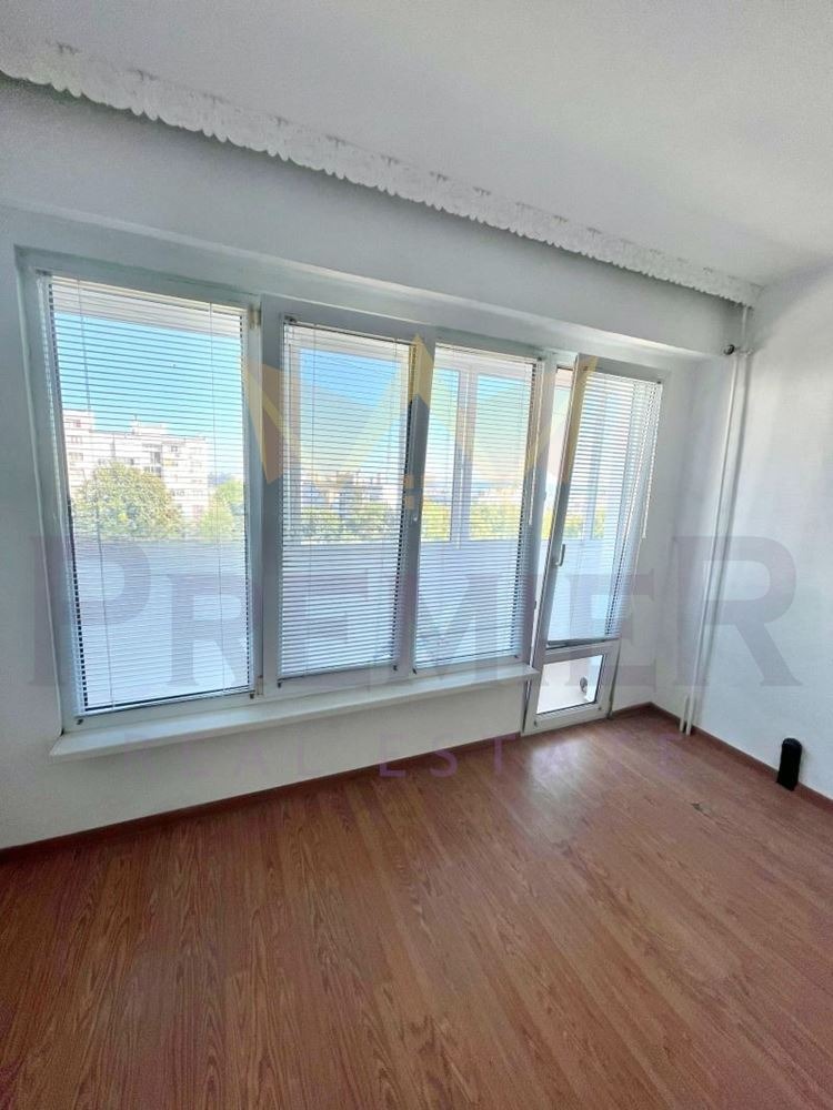 Na prodej  2 ložnice Varna , Vladislav Varnenčik 1 , 70 m2 | 71068203 - obraz [5]