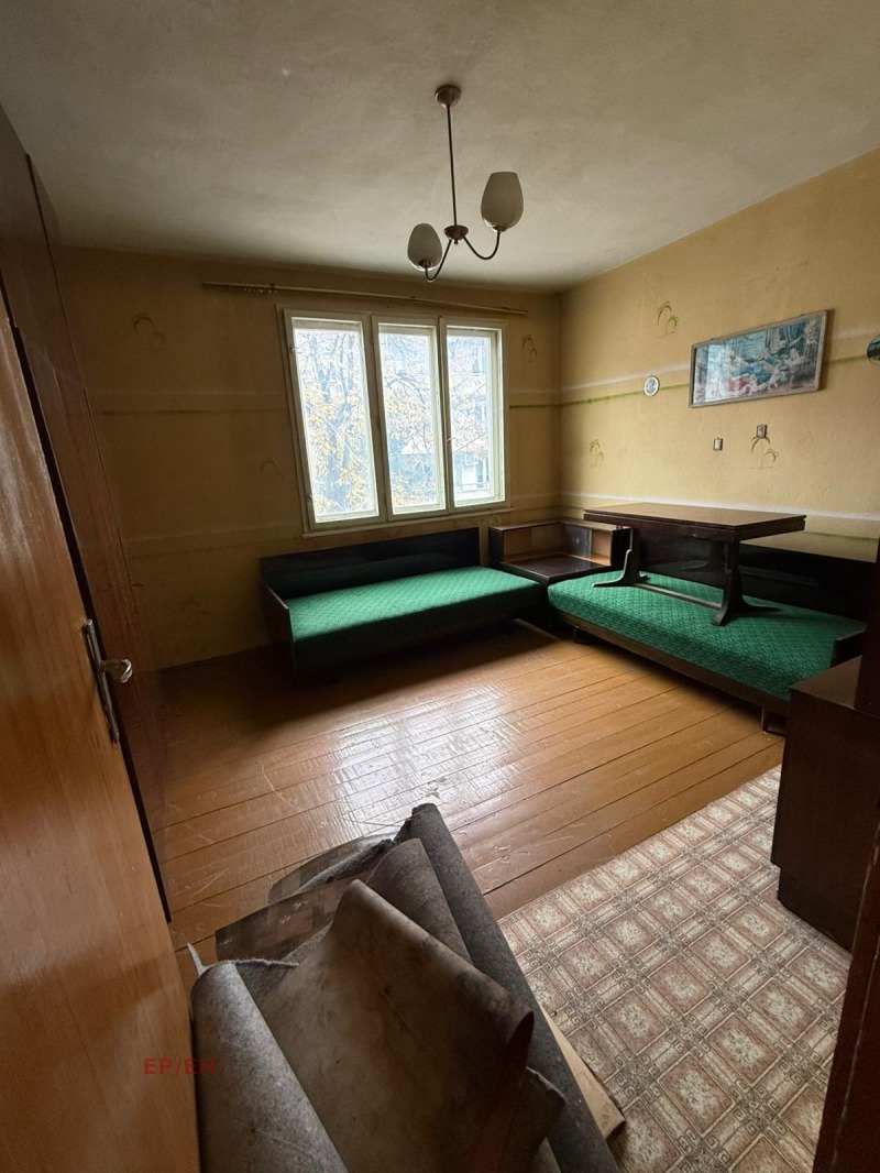 Продава 4-СТАЕН, гр. Шумен, Болницата, снимка 5 - Апартаменти - 52557324