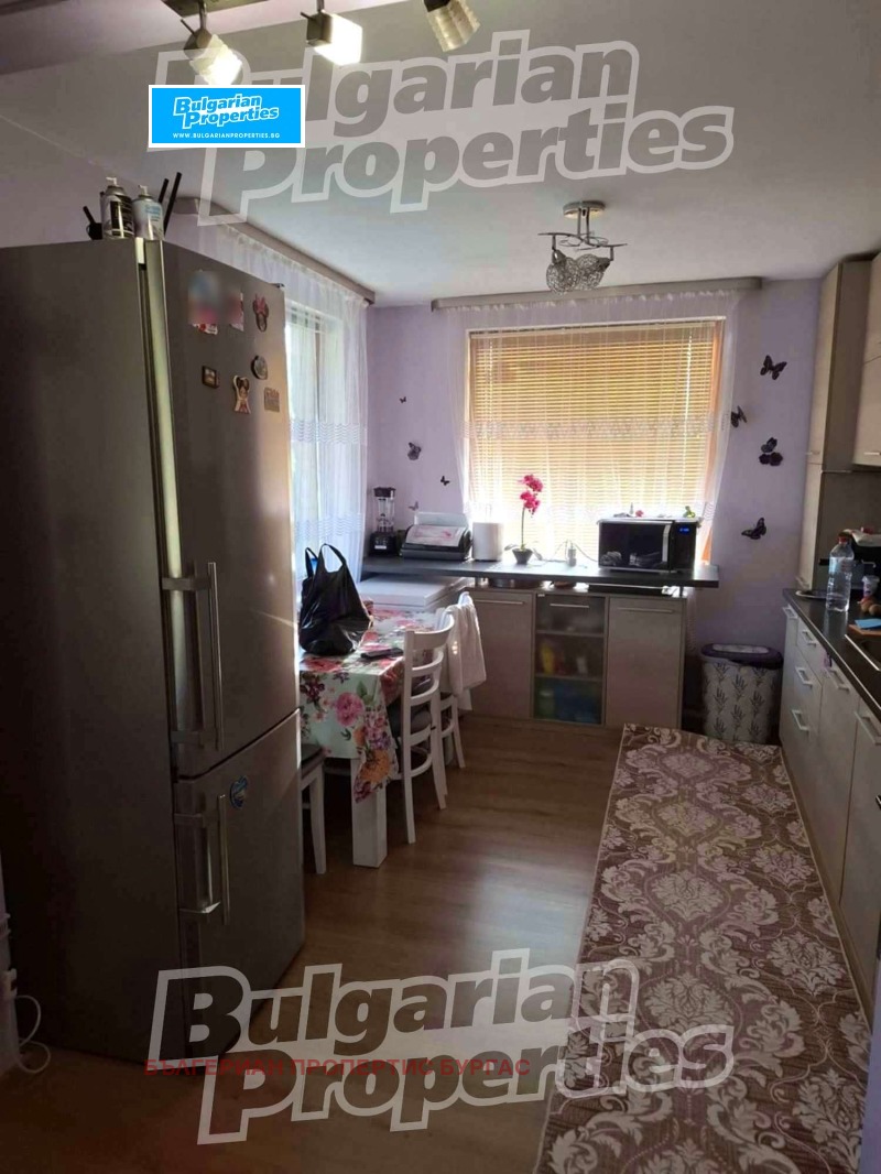 Til salg  Hus Burgas , Rudnik , 220 kvm | 94227113 - billede [10]