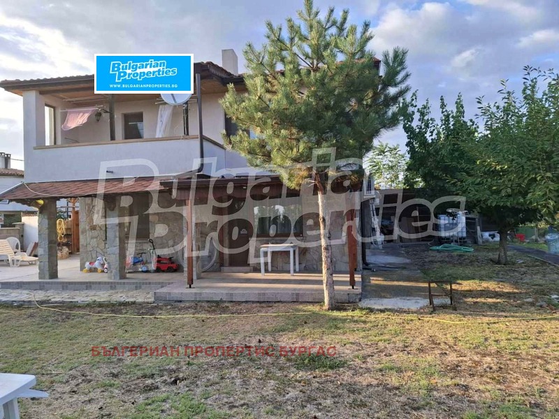 Til salg  Hus Burgas , Rudnik , 220 kvm | 94227113