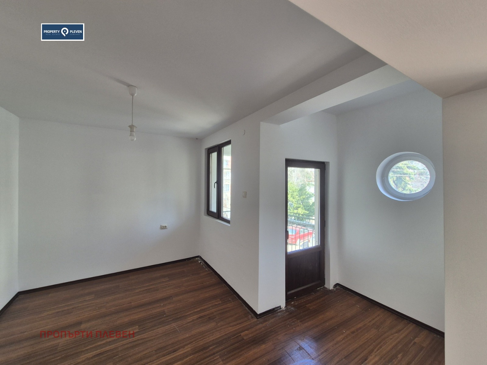 Продава МНОГОСТАЕН, гр. Плевен, Идеален център, снимка 5 - Апартаменти - 53619549