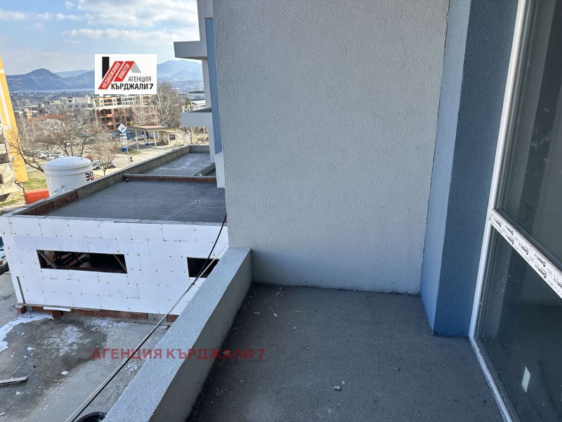 Продава 3-СТАЕН, гр. Кърджали, Възрожденци, снимка 4 - Апартаменти - 53414079