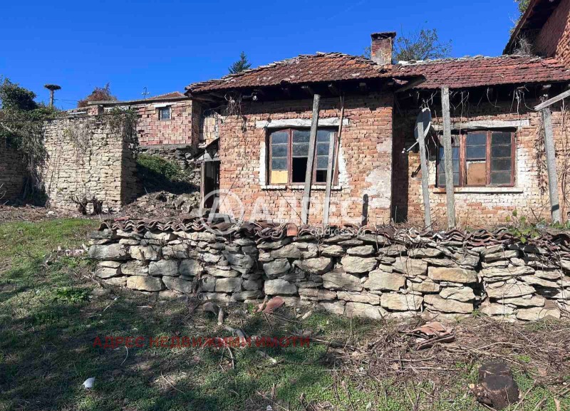 Продава КЪЩА, с. Леденик, област Велико Търново, снимка 4 - Къщи - 52627052