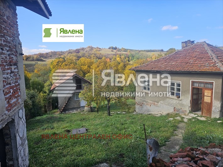 Продава КЪЩА, с. Големо Бучино, област Перник, снимка 13 - Къщи - 54743602