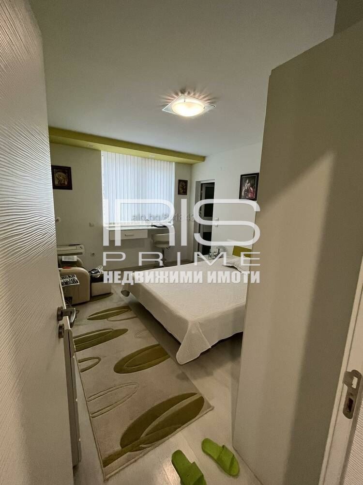Продава КЪЩА, гр. Шумен, Център, снимка 6 - Къщи - 55724387