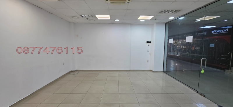 Продава МАГАЗИН, гр. Пловдив, Център, снимка 3 - Магазини - 53030936