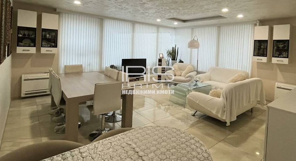 Продава КЪЩА, гр. Шумен, Център, снимка 13 - Къщи - 55724387