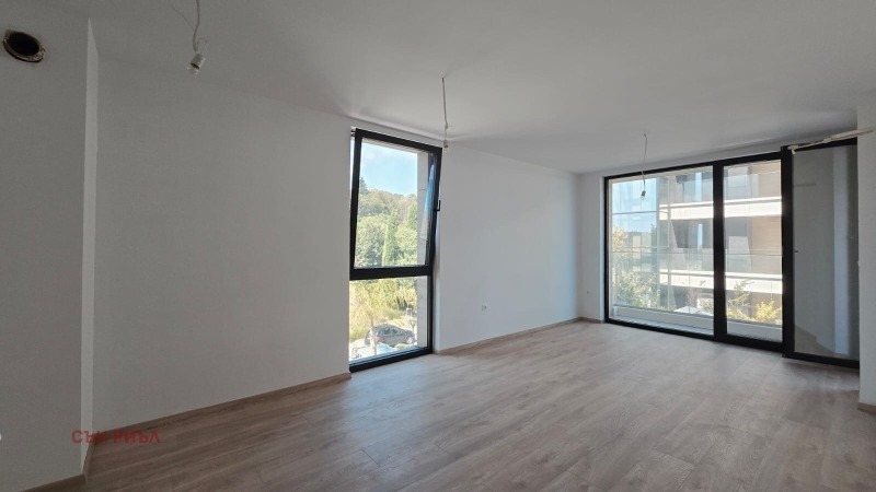 Продава  3-стаен град Варна , к.к. Св.Св. Константин и Елена , 104 кв.м | 70018809 - изображение [2]