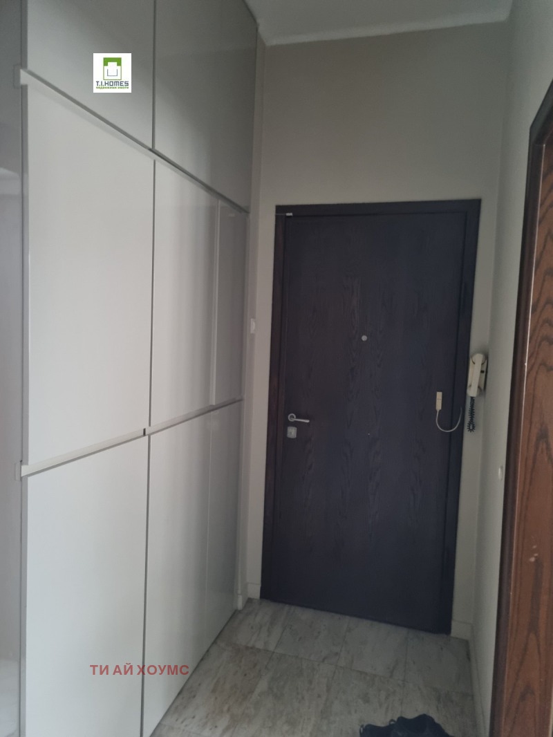 À venda  Mais de 3 quartos Sofia , Centar , 140 m² | 86684339 - imagem [16]