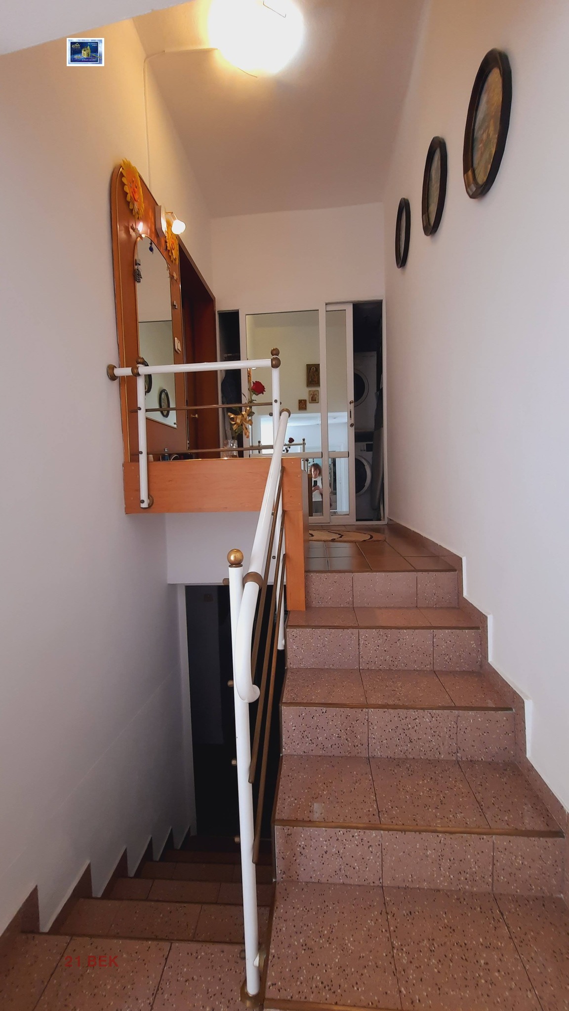 Продава ЕТАЖ ОТ КЪЩА, гр. Пловдив, Център, снимка 4 - Етаж от къща - 54520746