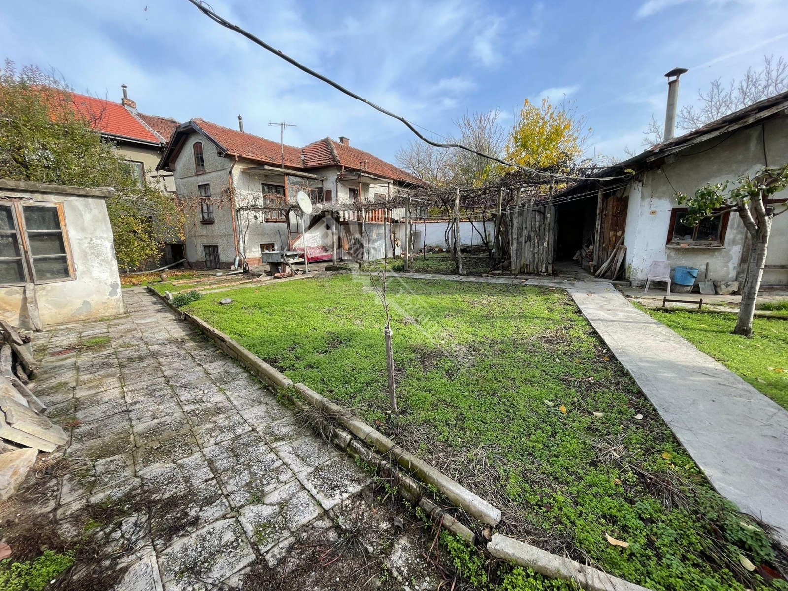 Продава КЪЩА, гр. Левски, област Плевен, снимка 3 - Къщи - 53994514