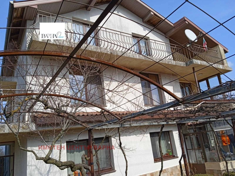Продава КЪЩА в област Варна, с. Левски - 250 кв.м / 185 000 € » 361 828.55 лв., ИМОТЕН ЦЕНТЪР ВАРНА
