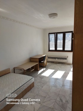 2 bedroom Idealen tsentar, Pleven 16