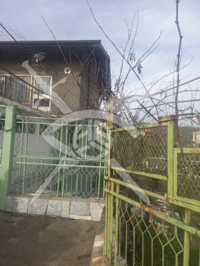 Продажба на къщи в град София - изображение 8 