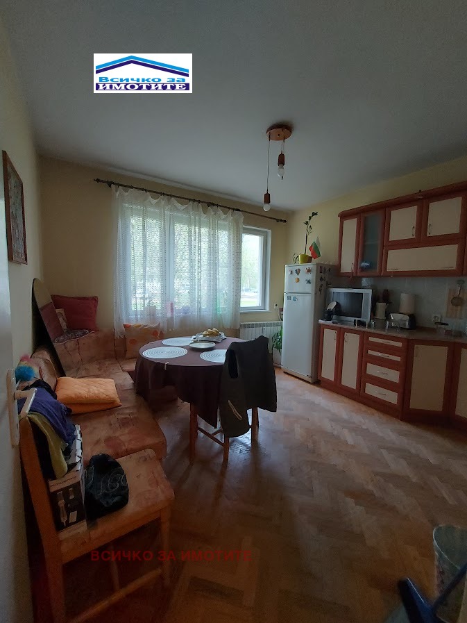 Продается  1 спальня Русе , Алеи Възраждане , 70 кв.м | 79983898 - изображение [2]